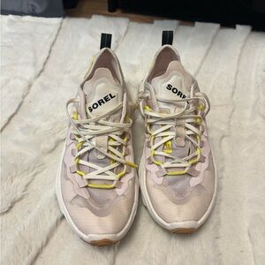 Sorel Women's White and Yellow Sneakers